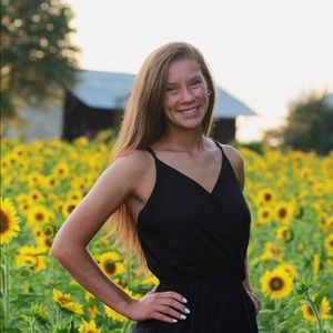 Meet your Posher, Lauren